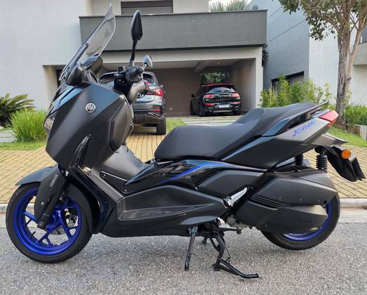 YAMAHA XMAX 300 CONNECTED ABS YAMAHA XMAX 300 CONNECTED ABS
